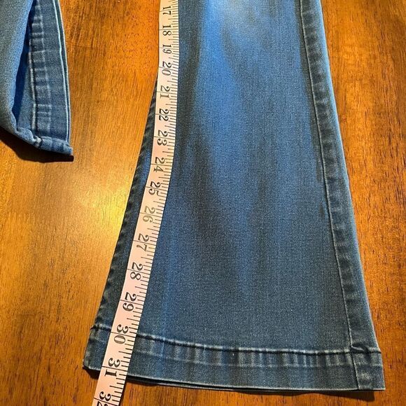 ‎Roxy- Medium Blue Flare Jeans pull up women’s size 26 - Picture 8 of 10